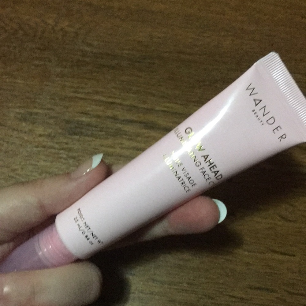 Wander Beauty illuminating face oil